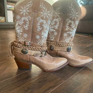 Ladies shyanne cowboy boots